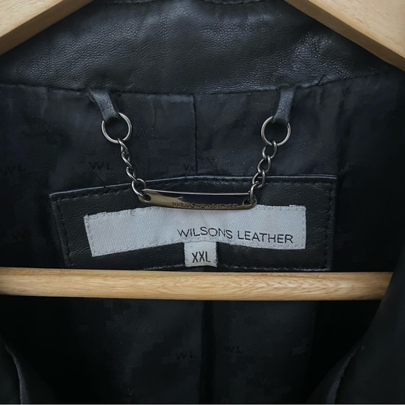 Wilson’s Leather Black Collared Zip Up Jacket - Picture 3 of 10